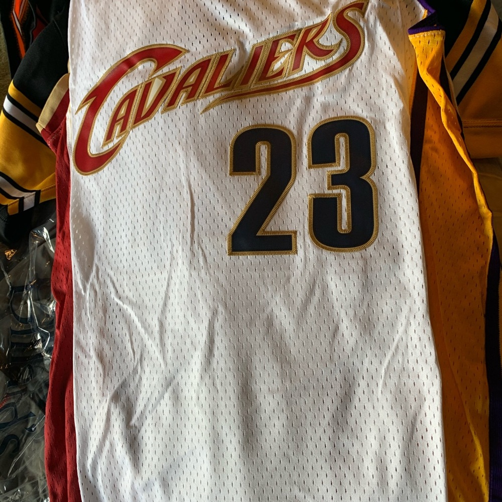 Lebron James Cavs Jersey